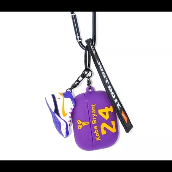 AirPod Case - Picture 8 of 8